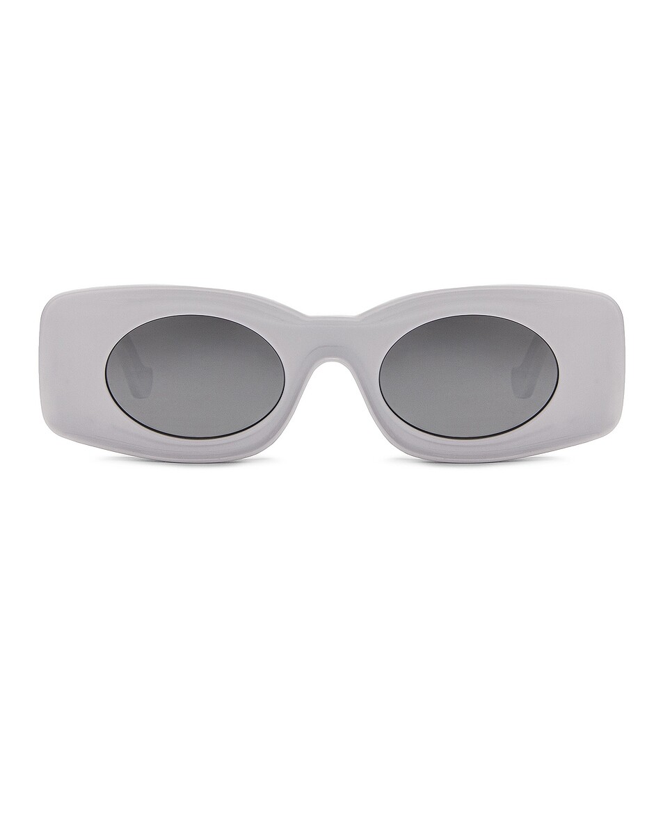 Прямоугольные солнцезащитные очки Paula's Ibiza Loewe, цвет White & Smoke Mirror
Прямоугольные солнцезащитные очки Paula's Ibiza Loewe, цвет White & Smoke Mirror