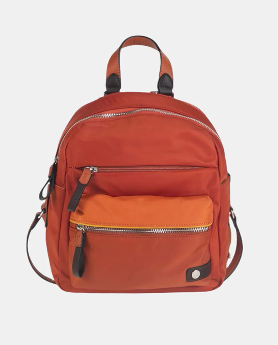 Рюкзак из нейлона цвета кожи в сочетании с кожей Volum, коричневый
Рюкзак из нейлона цвета кожи в сочетании с кожей Volum, коричневый