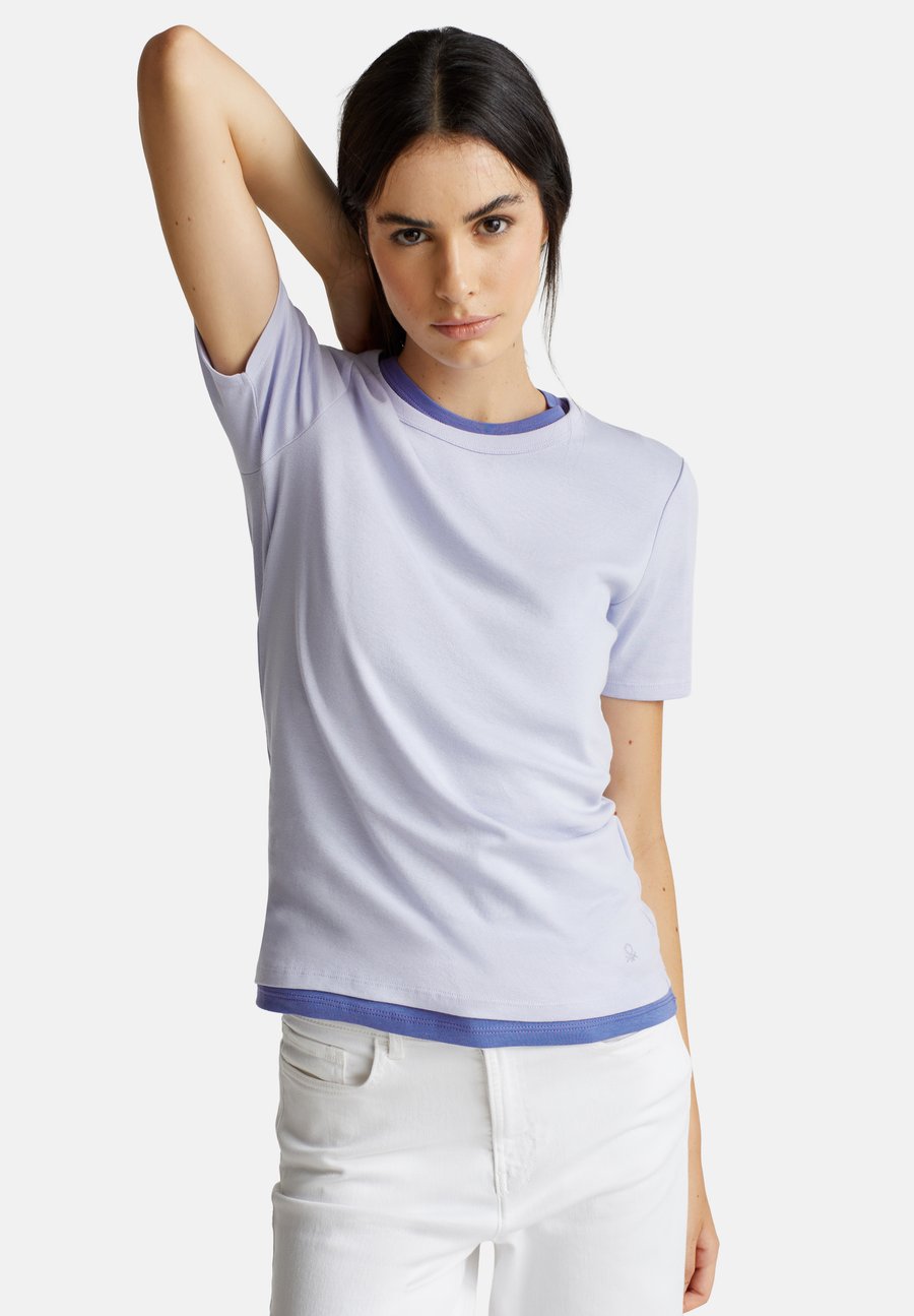 Футболка United Colors of Benetton REGULAR FIT, Violet/Lilac
Футболка United Colors of Benetton REGULAR FIT, Violet/Lilac