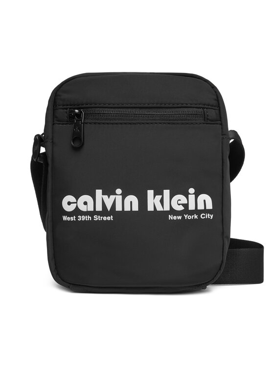 Сумка через плечо LV04G3180G Calvin Klein, черный
Сумка через плечо LV04G3180G Calvin Klein, черный