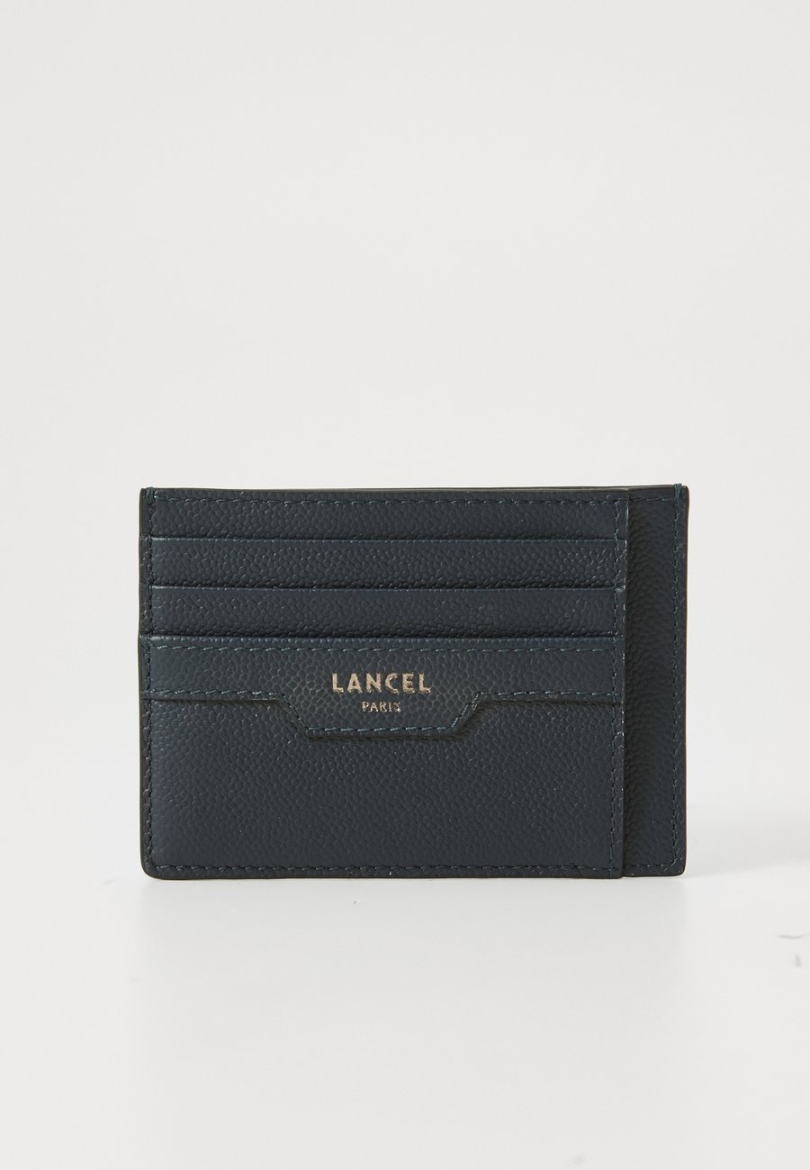 Кошелек Lancel CHARLIE CARDHOLDER, Ultramarine/Dark Blue
Кошелек Lancel CHARLIE CARDHOLDER, Ultramarine/Dark Blue