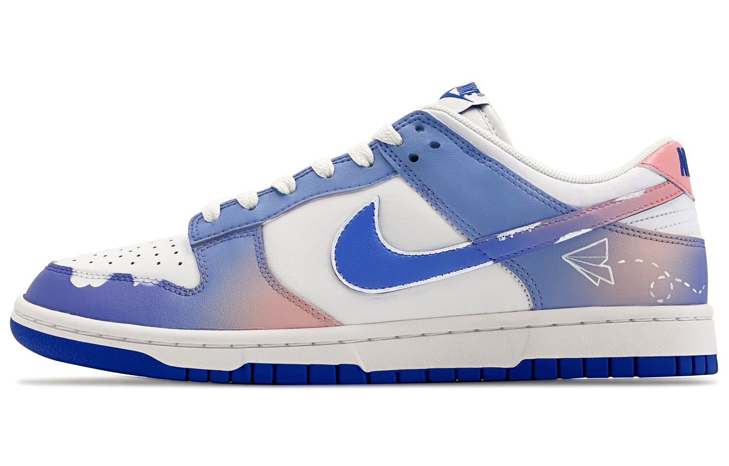 Кроссовки Nike Dunk Skateboarding Shoes Men Low-top White/Blue/Pink, белый/синий
Кроссовки Nike Dunk Skateboarding Shoes Men Low-top White/Blue/Pink, белый/синий