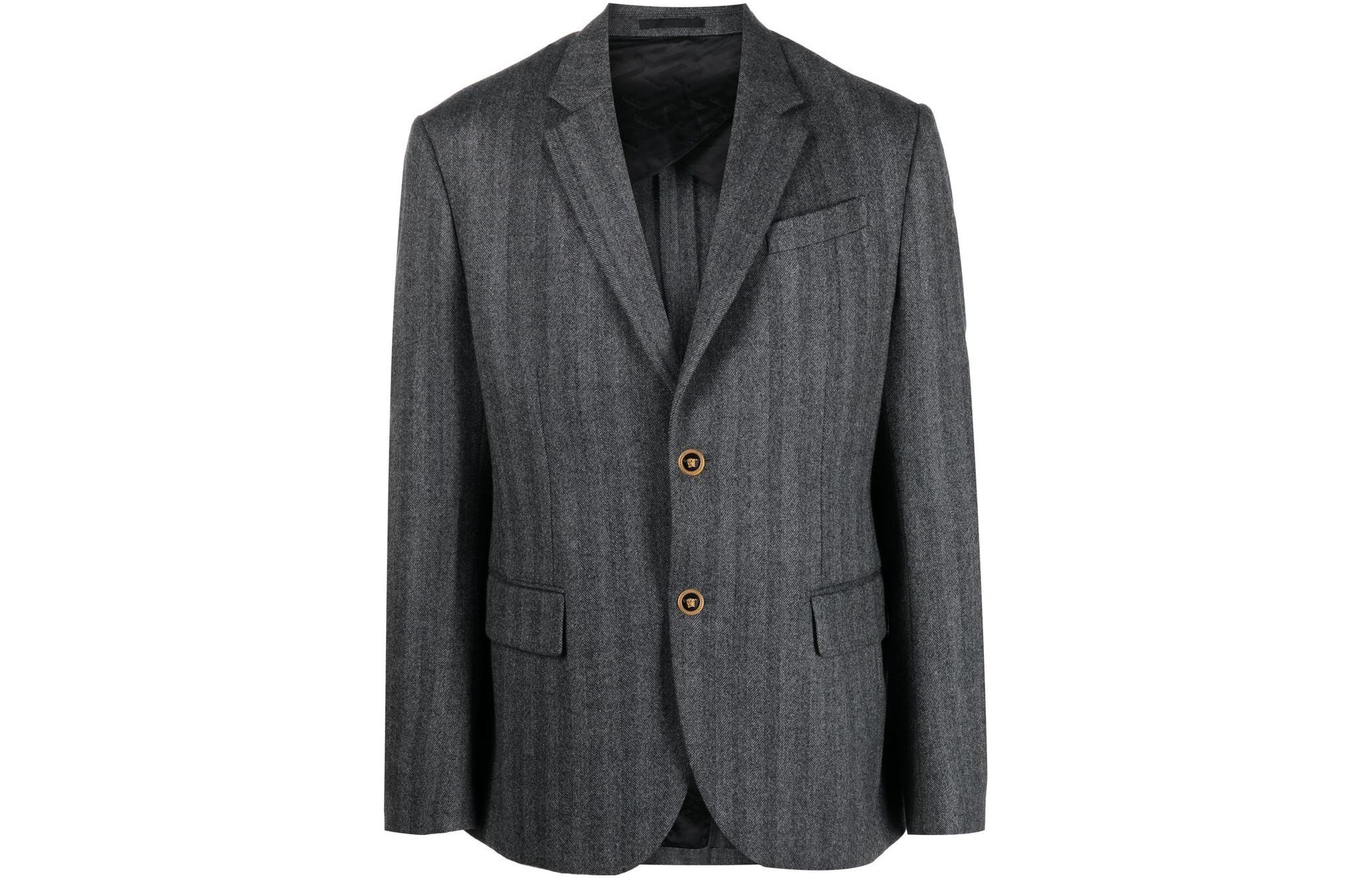 Мужской серый деловой костюм VERSACE
Мужской серый деловой костюм VERSACE