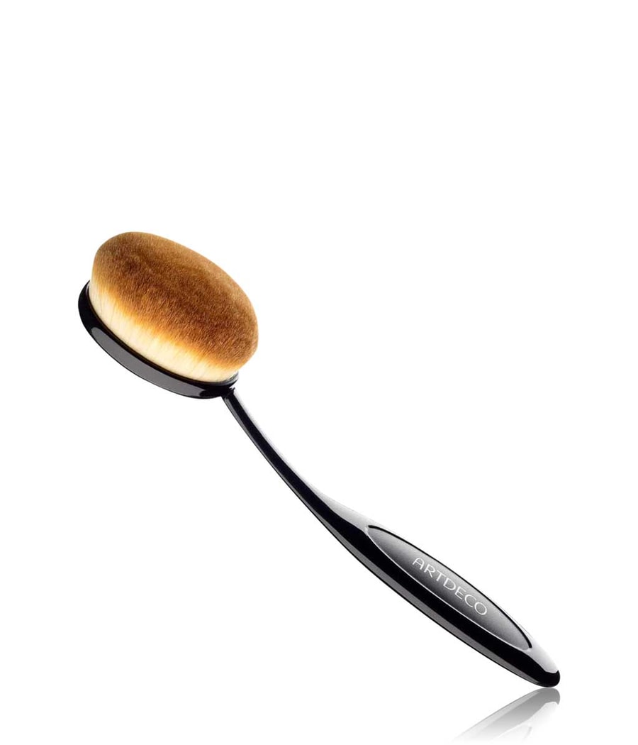 Кисть для нанесения тонального крема ARTDECO Oval Brush Premium Quality Large, 1 шт.
Кисть для нанесения тонального крема ARTDECO Oval Brush Premium Quality Large, 1 шт.