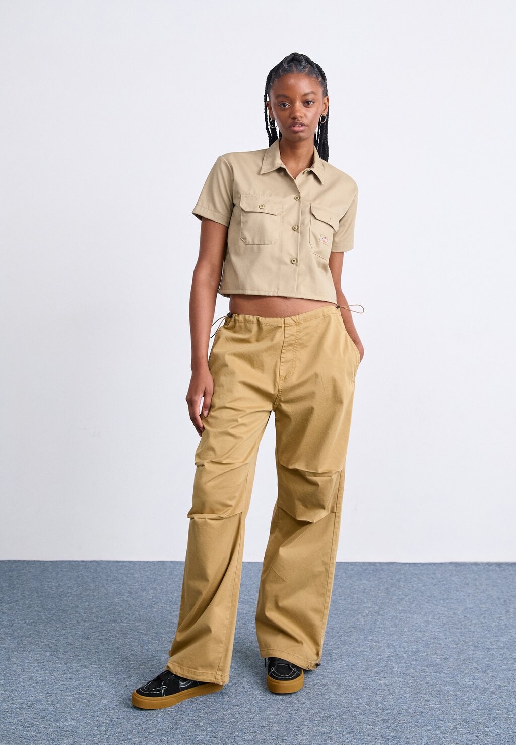 Брюки JOGGER PANT Alpha Industries, хаки
Брюки JOGGER PANT Alpha Industries, хаки