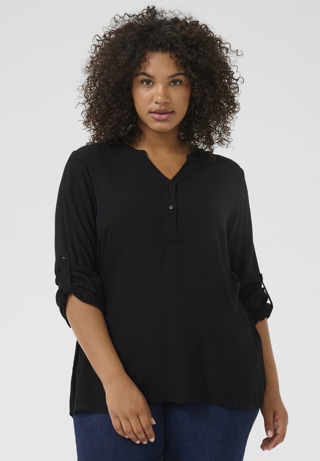 Блуза Kaffe Curve, цвет Black Deep
Блуза Kaffe Curve, цвет Black Deep