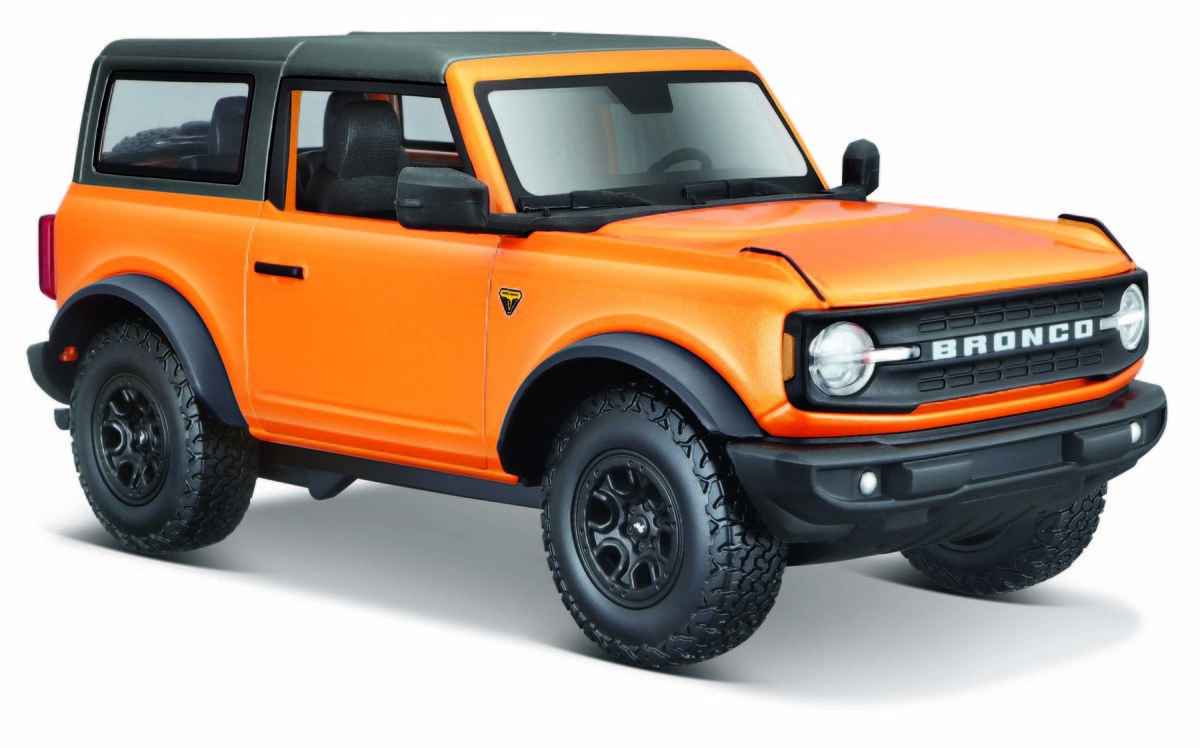Композитная модель Ford Bronco Badlands синего цвета 1:24 Maisto
Композитная модель Ford Bronco Badlands синего цвета 1:24 Maisto