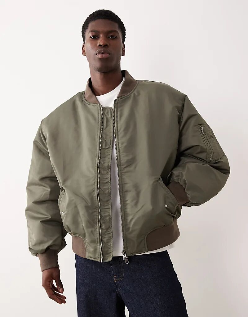 Куртка-бомбер ASOS DESIGN свободного кроя цвета хаки
Куртка-бомбер ASOS DESIGN свободного кроя цвета хаки