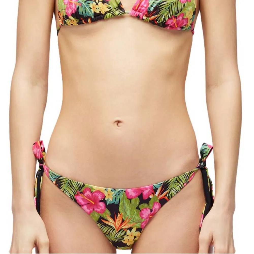 Низ бикини Sundek Bea Tropicana, черный
Низ бикини Sundek Bea Tropicana, черный