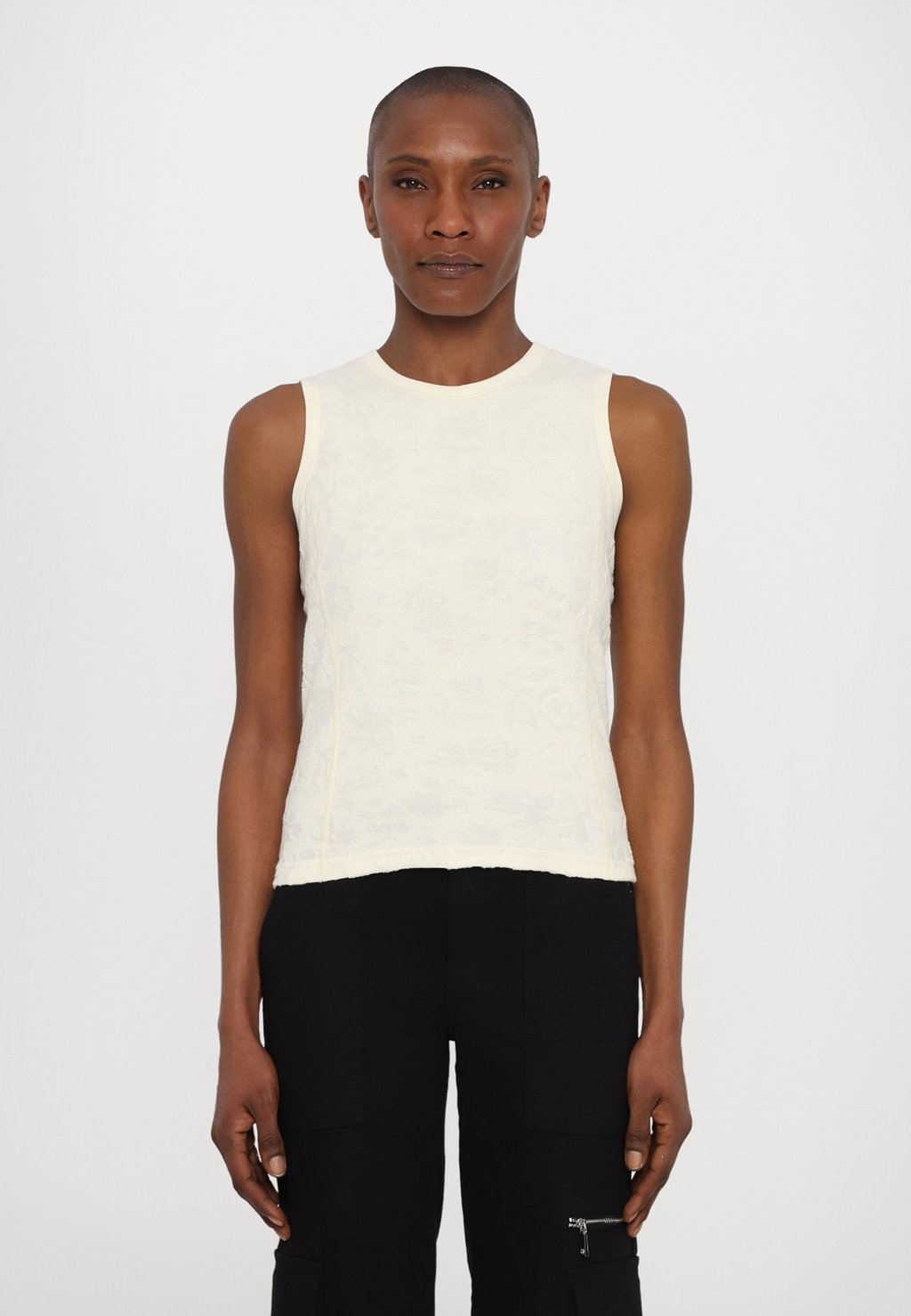 Топ MIRA PLUSH Soulland, молочный 
Топ MIRA PLUSH Soulland, молочный