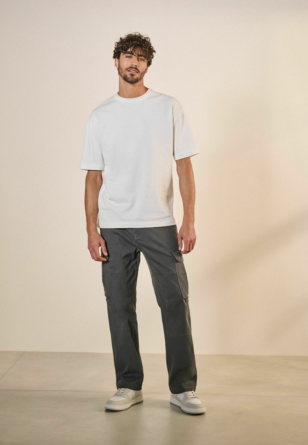 Брюки карго RICH STRETCH 2 PACK REGULAR FIT Next, серый
Брюки карго RICH STRETCH 2 PACK REGULAR FIT Next, серый