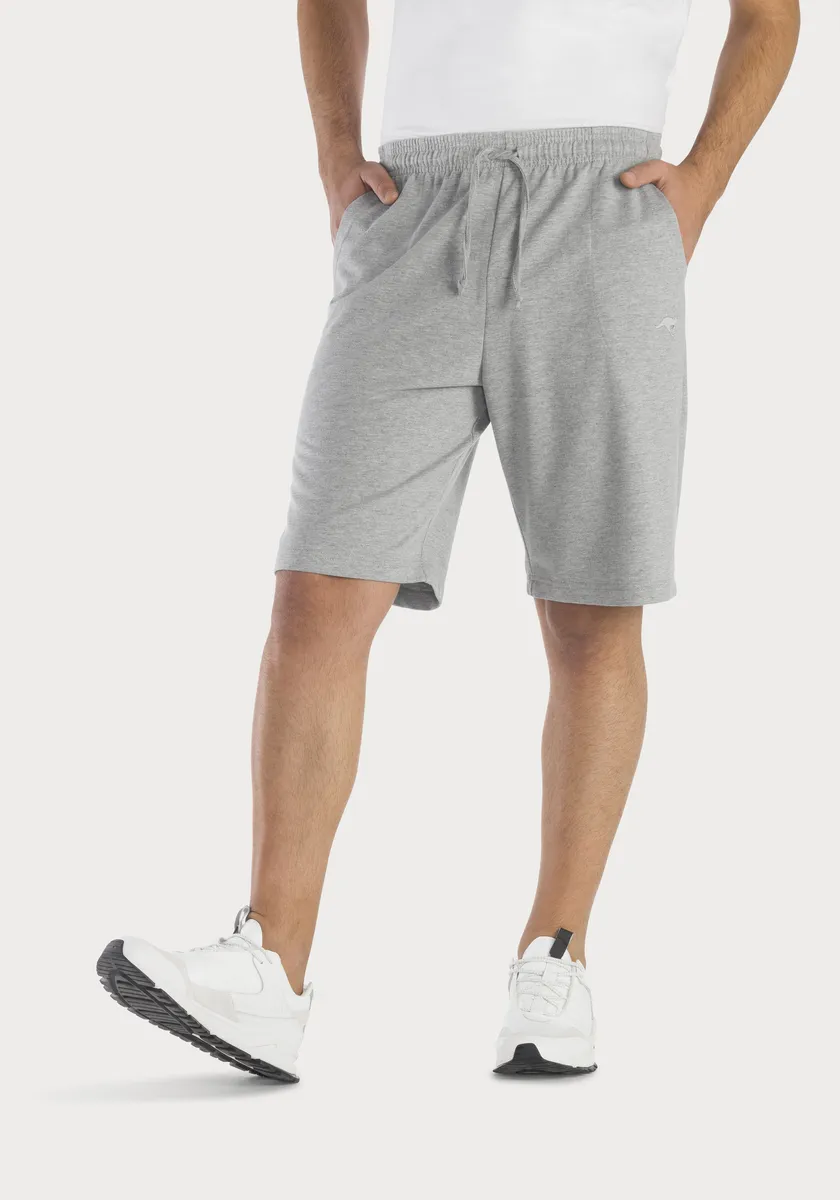 Спортивные шорты KangaROOS "короткие спортивные штаны" из мягкой потовой ткани с кулиской, цвет Grau-Meliert
Спортивные шорты KangaROOS "короткие спортивные штаны" из мягкой потовой ткани с кулиской, цвет Grau-Meliert