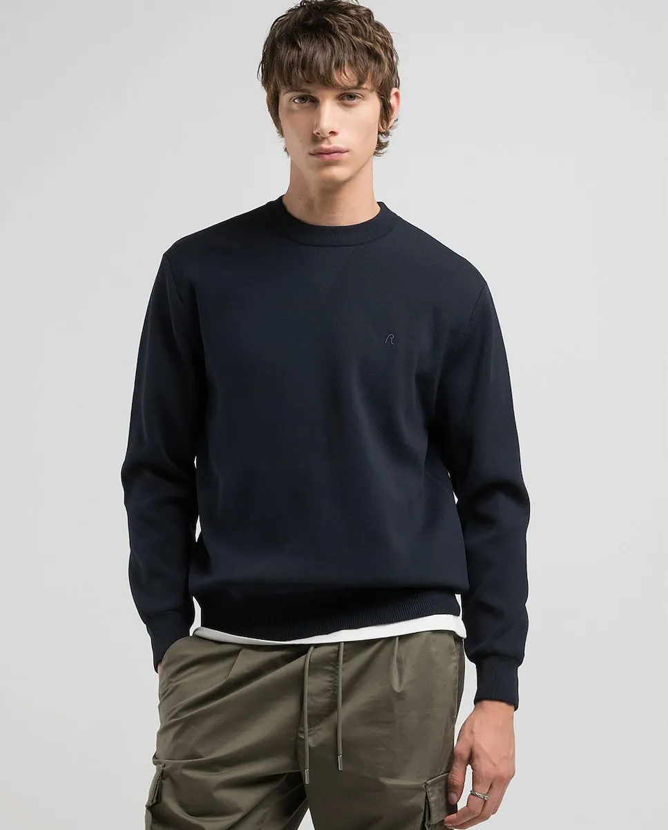 Мужской вязаный свитер с круглым вырезом Replay, тёмно-синий
Мужской вязаный свитер с круглым вырезом Replay, тёмно-синий