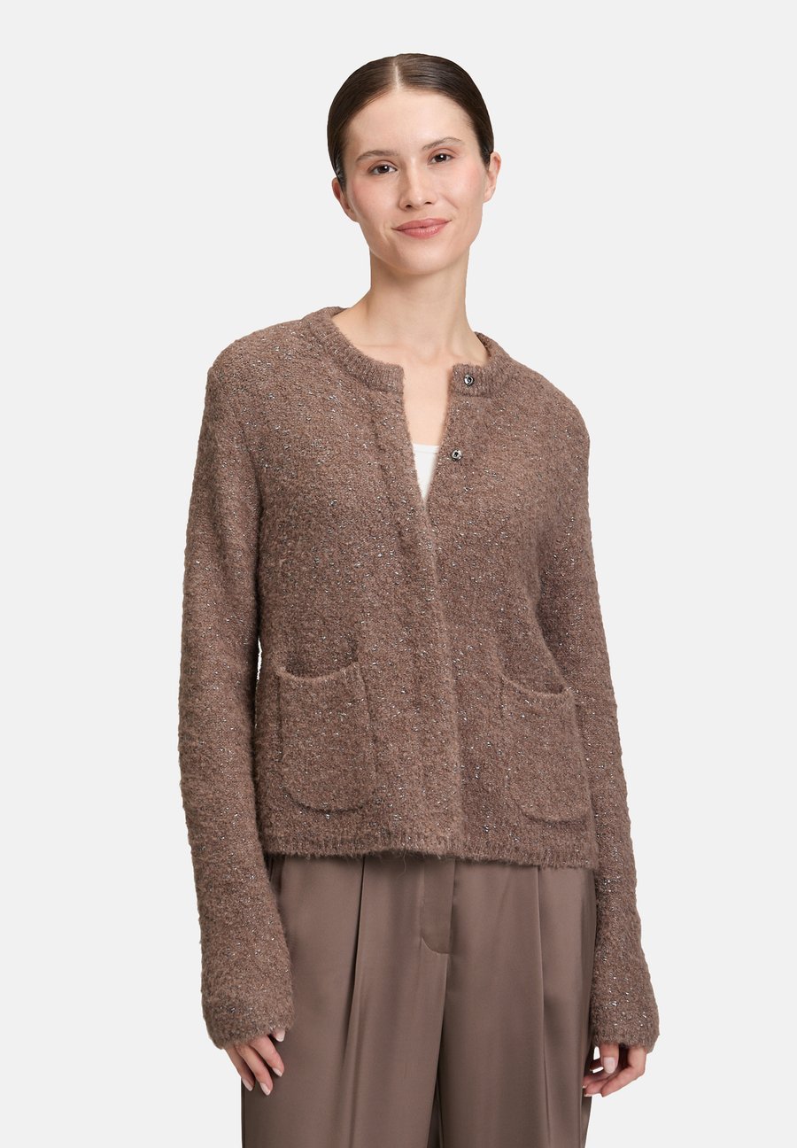 Кардиган Betty Barclay Cardigan, Braun/Brown
Кардиган Betty Barclay Cardigan, Braun/Brown