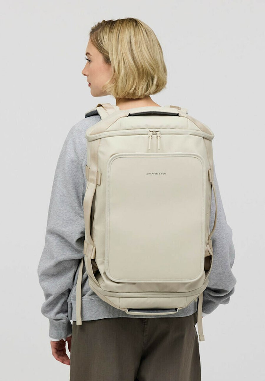 Рюкзак Kapten & Son LISBON DUFFLE S, Sandstone/Beige
Рюкзак Kapten & Son LISBON DUFFLE S, Sandstone/Beige