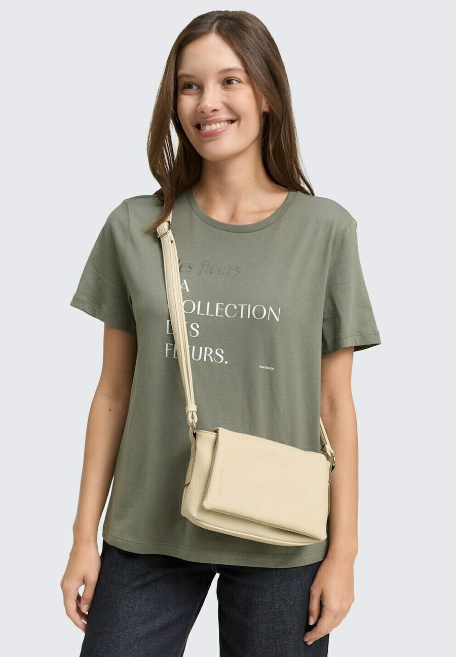 Сумка кросс-боди TOM TAILOR LISSI, Off White Off White/Off-White
Сумка кросс-боди TOM TAILOR LISSI, Off White Off White/Off-White