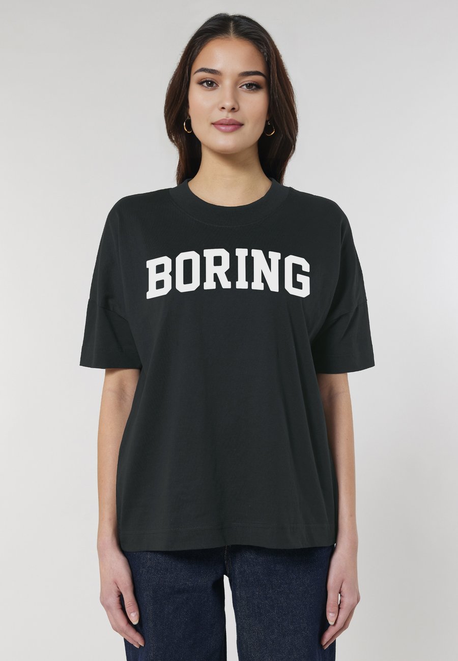 Футболка Mira Paris BORING UNISEX, Black, Черный, Футболка Mira Paris BORING UNISEX, Black
Футболка Mira Paris BORING UNISEX, Black, Черный, Футболка Mira Paris BORING UNISEX, Black