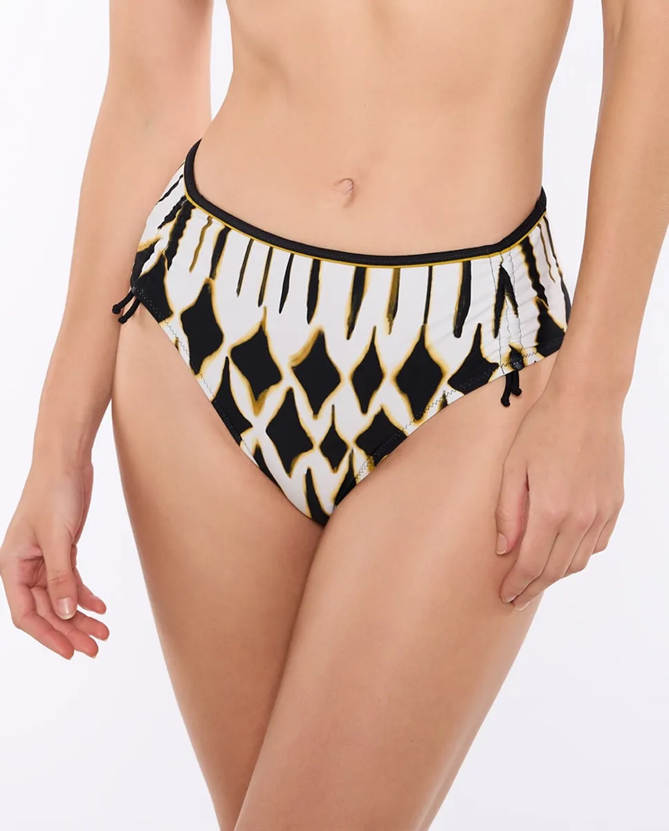 MELI Classic с высокой талией регулируемые плавки бикини 5 Red Point, белый
MELI Classic с высокой талией регулируемые плавки бикини 5 Red Point, белый