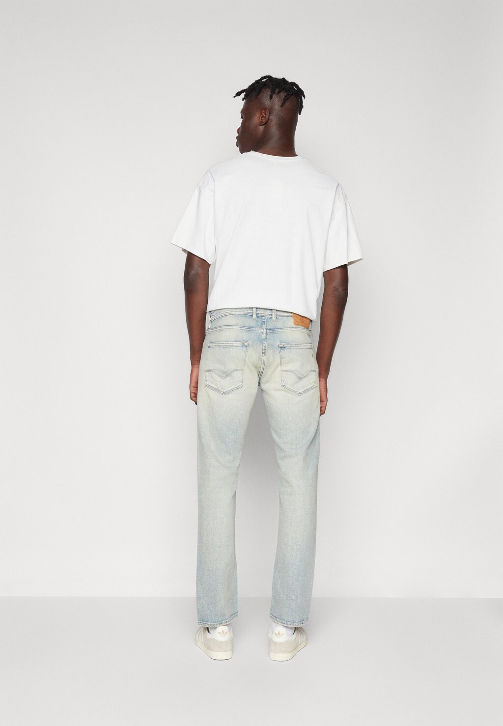 Джинсы прямого кроя GROVER PANTS Replay, светло-голубой деним
Джинсы прямого кроя GROVER PANTS Replay, светло-голубой деним