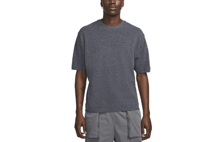 Tech Pack Engineered Свитер с коротким рукавом Nike, серый
Tech Pack Engineered Свитер с коротким рукавом Nike, серый