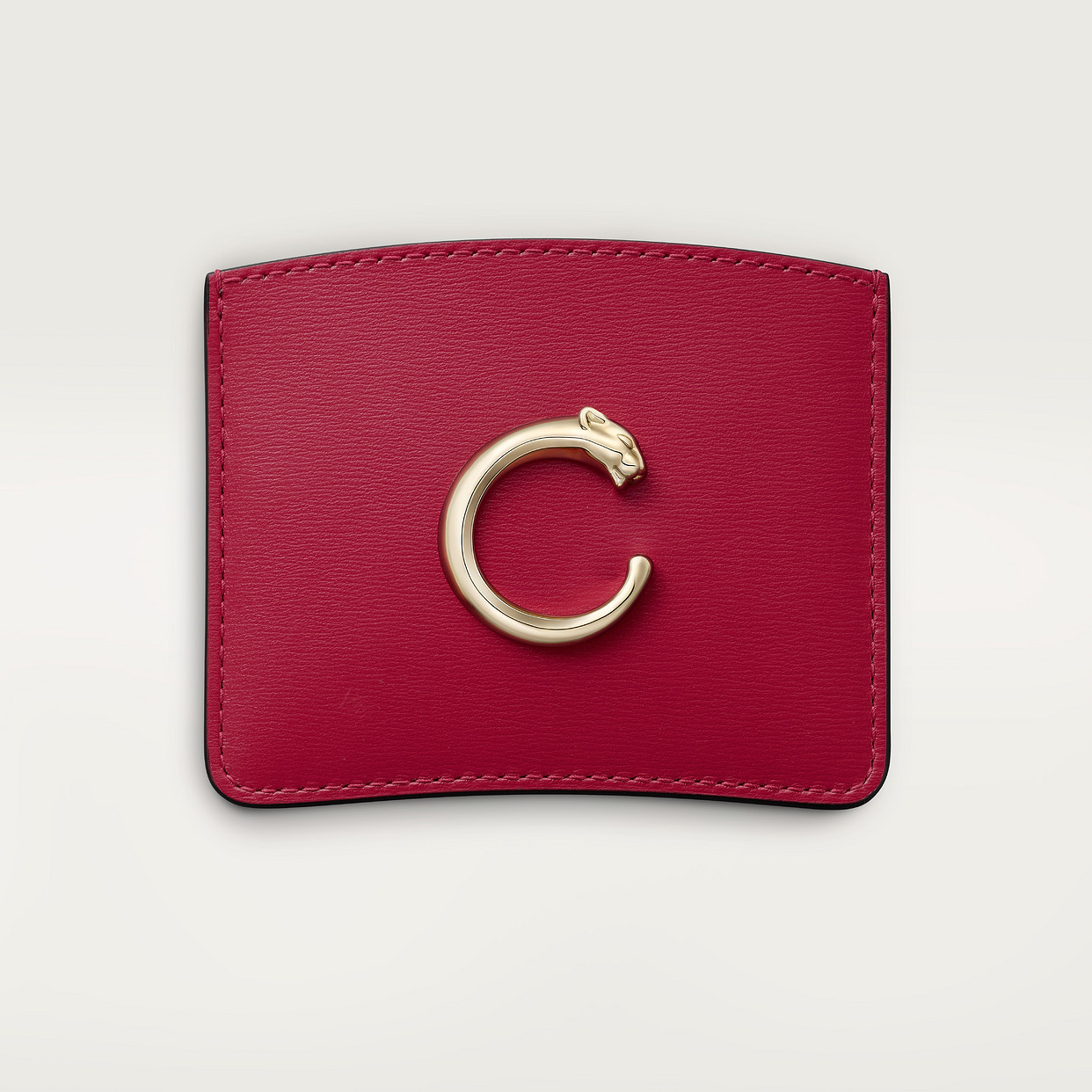 Картхолдер Cartier Porte-cartes simple, Panthère C de Cartier, телячья кожа вишнево-красного цвета
Картхолдер Cartier Porte-cartes simple, Panthère C de Cartier, телячья кожа вишнево-красного цвета