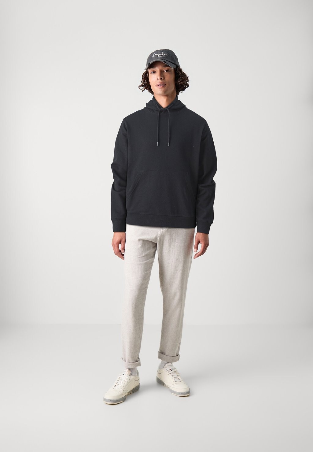 Джемпер с капюшоном JJECHARGE HOOD Jack & Jones, черный
Джемпер с капюшоном JJECHARGE HOOD Jack & Jones, черный