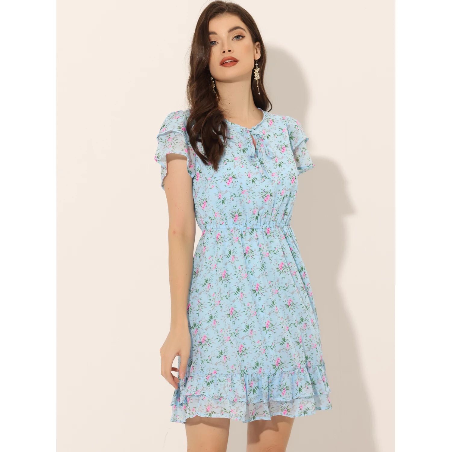 Женское шифоновое платье с рюшами и завязками на рукавах с рюшами и V-образным вырезом выше колена ALLEGRA K, темно-синий
Женское шифоновое платье с рюшами и завязками на рукавах с рюшами и V-образным вырезом выше колена ALLEGRA K, темно-синий