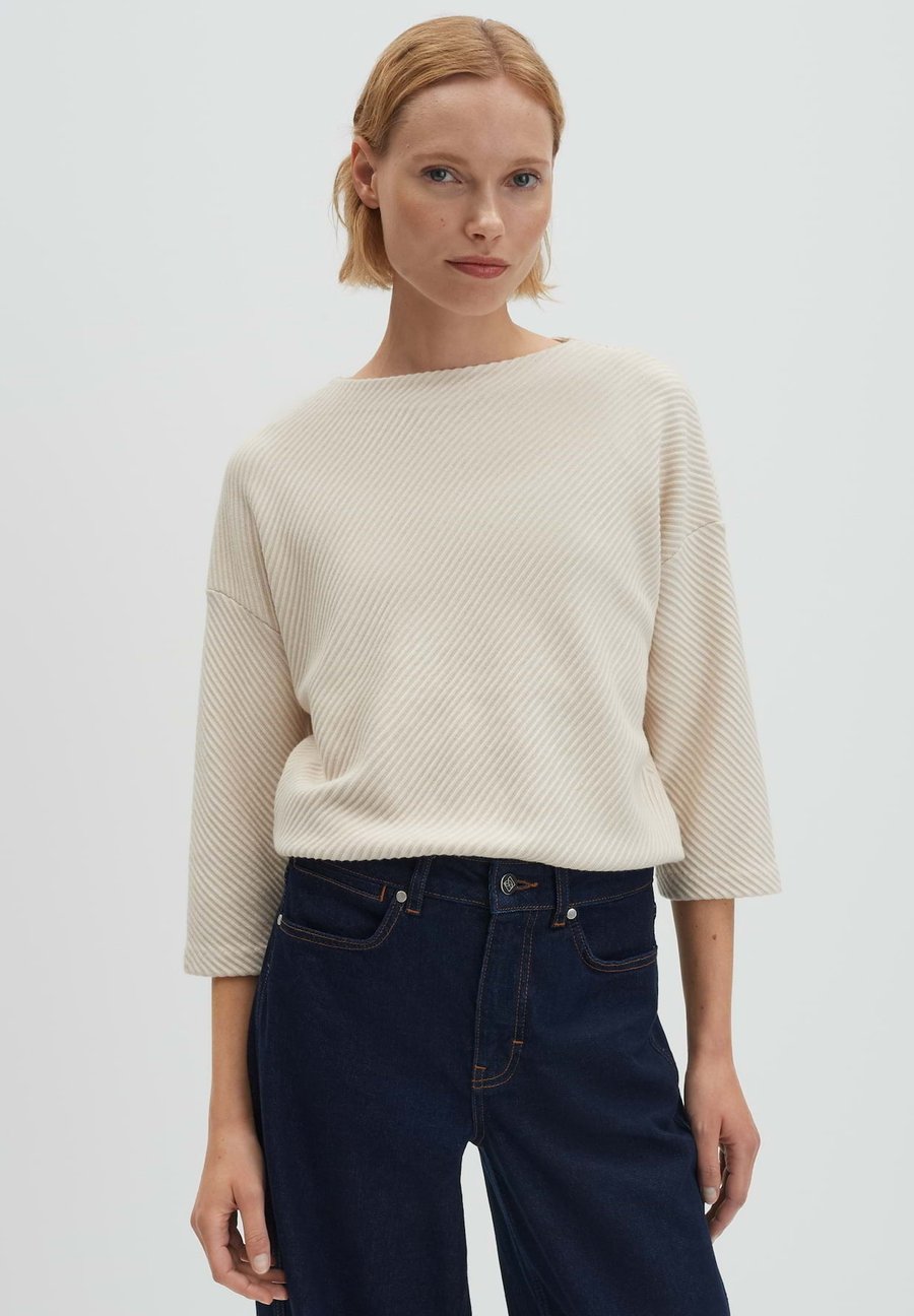 Толстовка someday. LOOSE FIT , Mellow Mélange/White
Толстовка someday. LOOSE FIT , Mellow Mélange/White