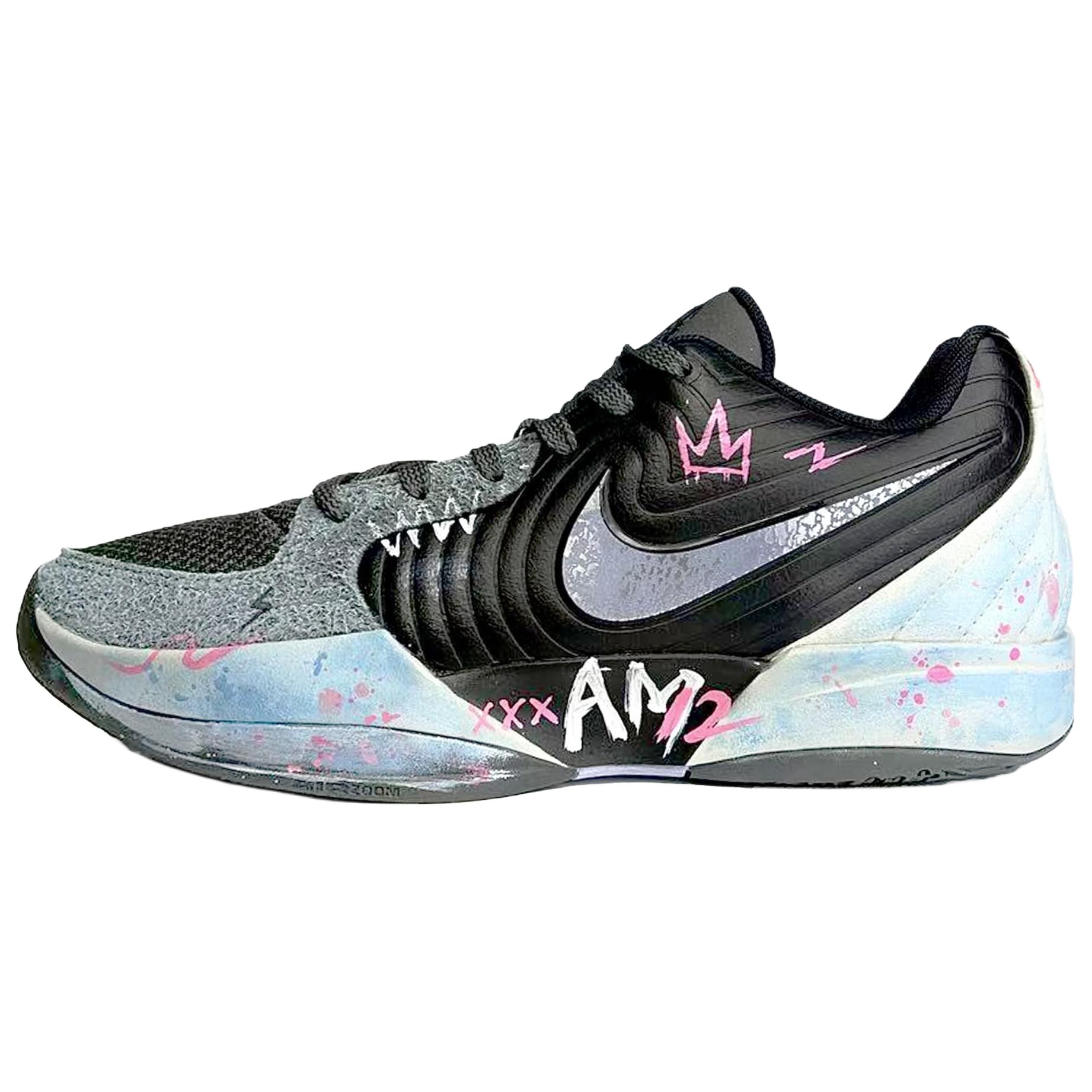 Nike Мужские баскетбольные кроссовки Ja Morant 2 AM12 Killing Move низкие, амортизация, износостойкость, черный розовый синий
Nike Мужские баскетбольные кроссовки Ja Morant 2 AM12 Killing Move низкие, амортизация, износостойкость, черный розовый синий