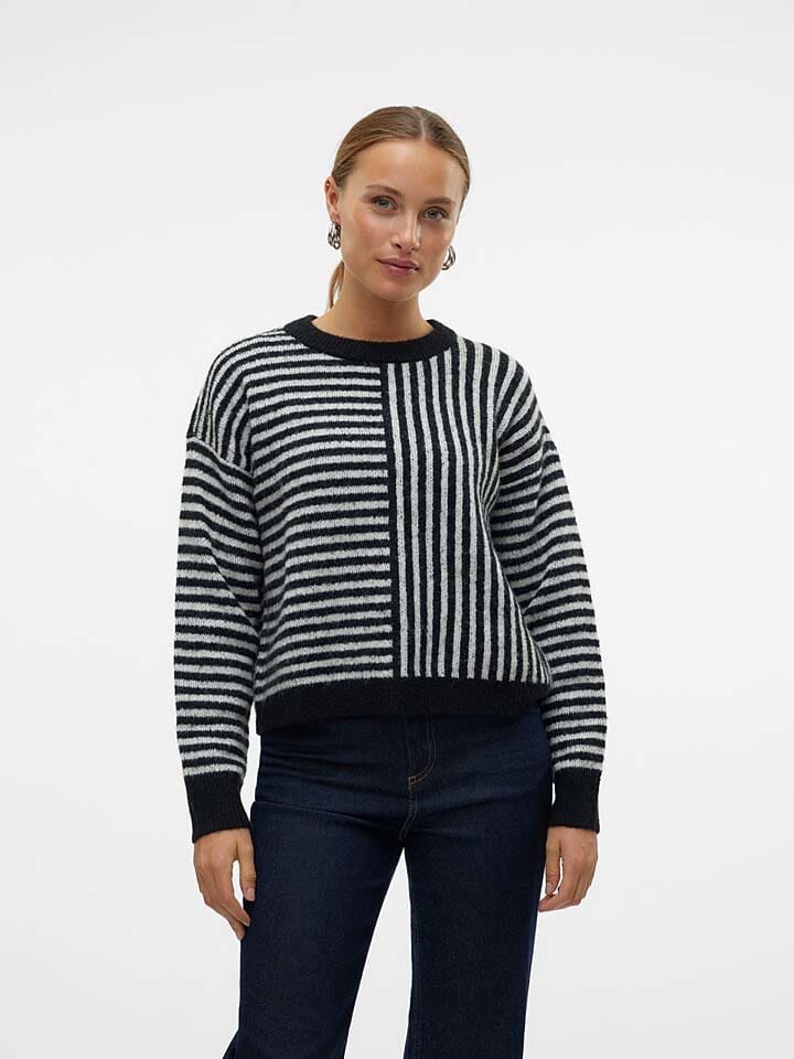 Пуловер Vero Moda Pullover, черный
Пуловер Vero Moda Pullover, черный