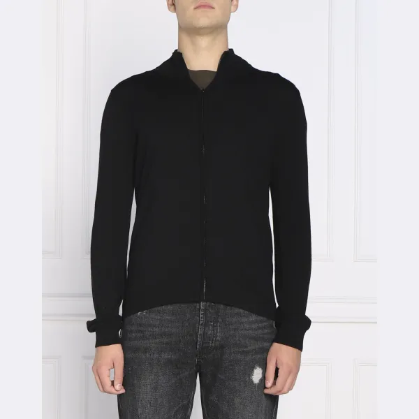 Шерстяной свитер приталенного кроя San jorge-m Hugo, черный
Шерстяной свитер приталенного кроя San jorge-m Hugo, черный