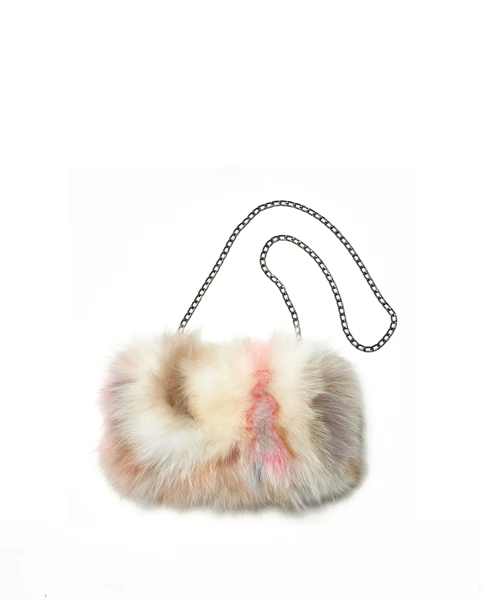 Разноцветная праздничная сумка из меха лисы Maximilian
Разноцветная праздничная сумка из меха лисы Maximilian