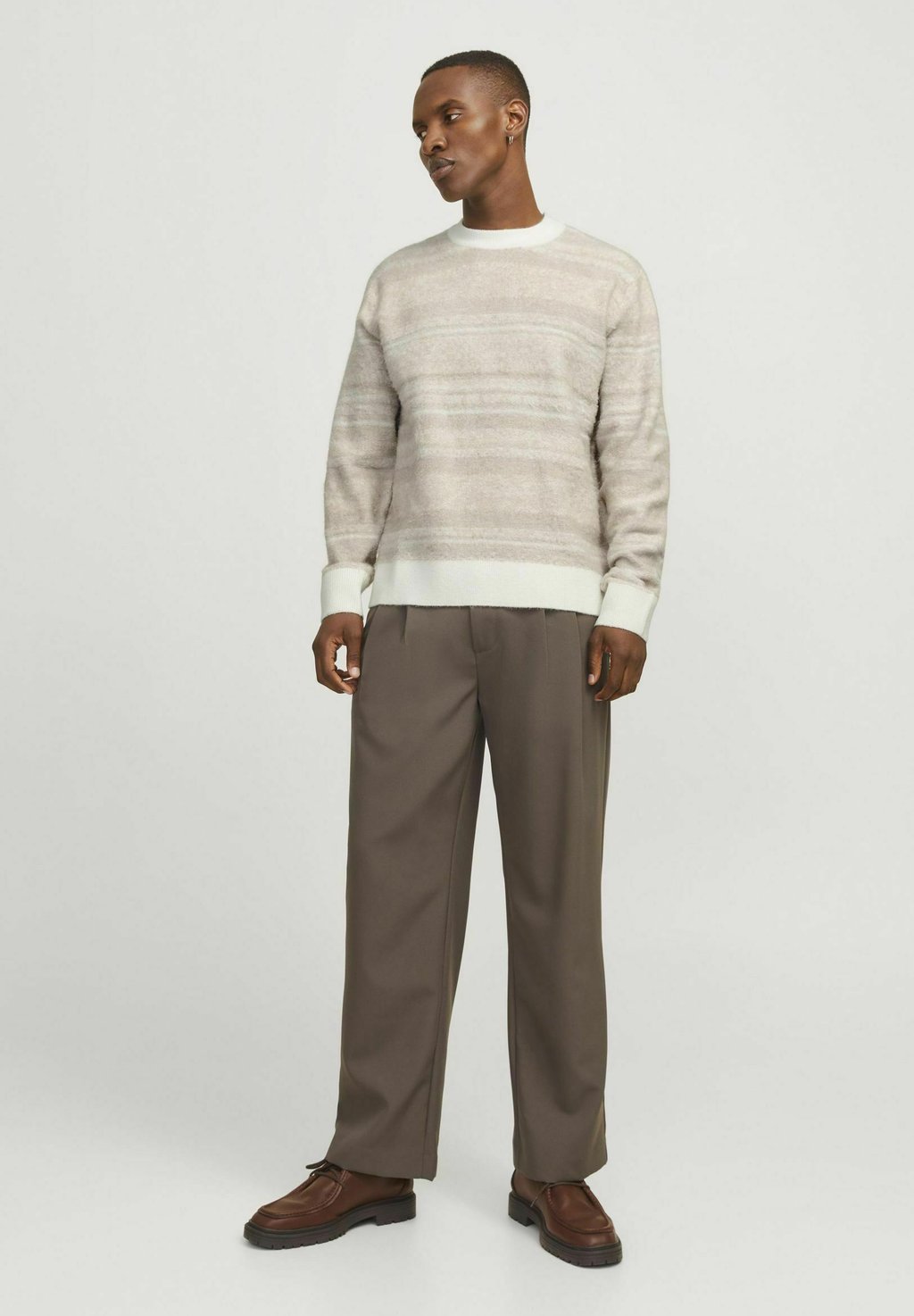 Джемпер Jack & Jones, бежевый
Джемпер Jack & Jones, бежевый