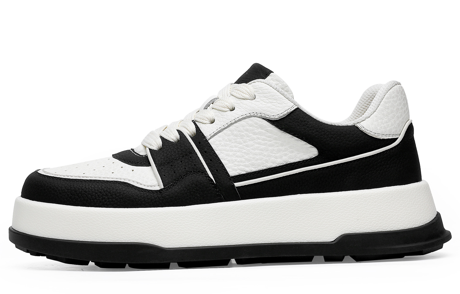 Низкие скейтерские кроссовки мужские черно-белые Desai, бело-черные
Низкие скейтерские кроссовки мужские черно-белые Desai, бело-черные