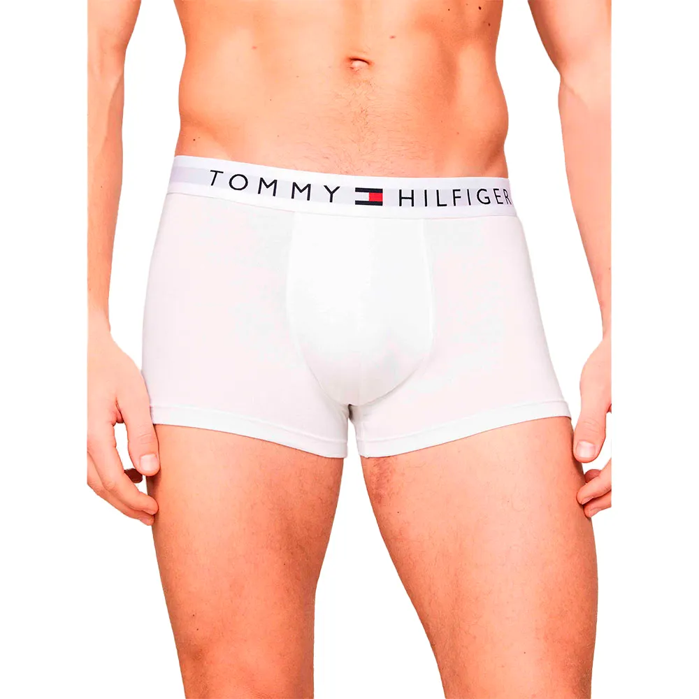 Боксеры 3 шт Tommy Hilfiger UM0UM03181, белый
Боксеры 3 шт Tommy Hilfiger UM0UM03181, белый