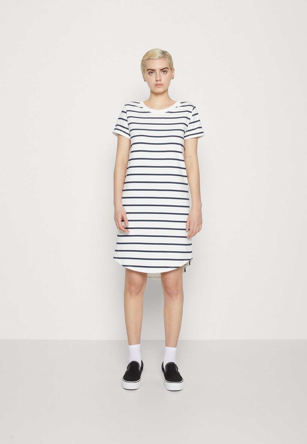 Летнее платье JDY
Летнее платье JDY