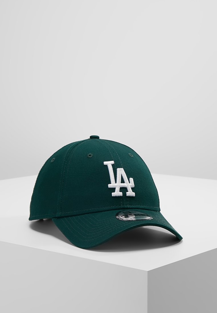 Бейсболка New Era LEAGUE ESSENTIAL FORTY UNISEX, Dark Green/Optic White/Dark Green
Бейсболка New Era LEAGUE ESSENTIAL FORTY UNISEX, Dark Green/Optic White/Dark Green