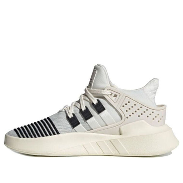 Кроссовки оригиналы eqt bask adv Adidas, белый
Кроссовки оригиналы eqt bask adv Adidas, белый