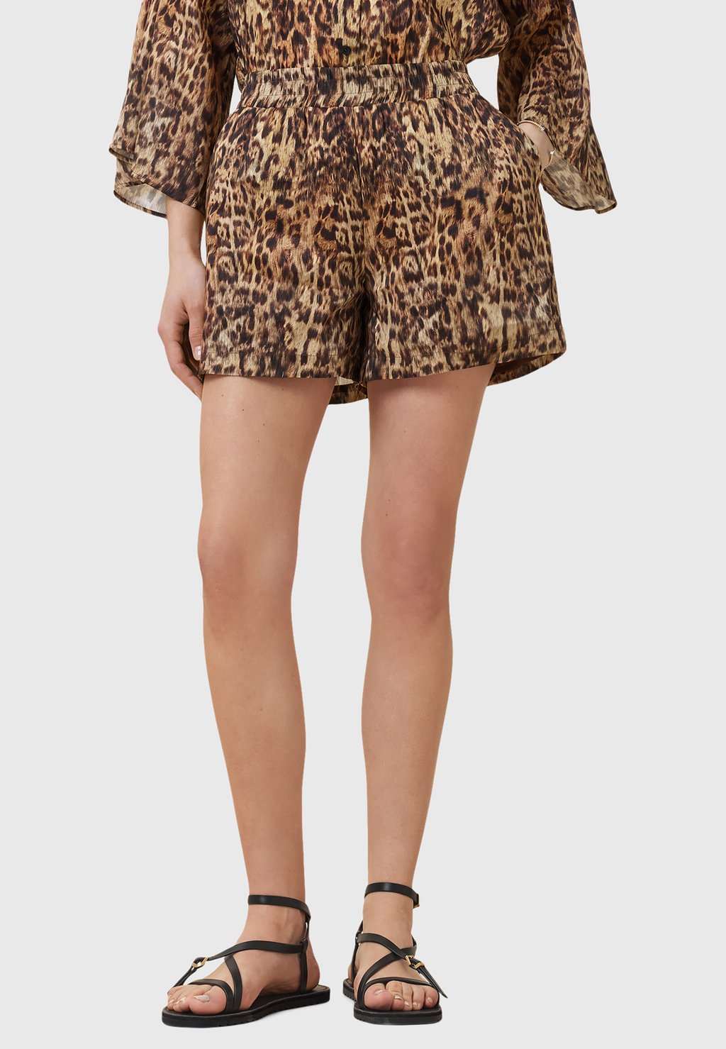 Шорты AllSaints, коричневый
Шорты AllSaints, коричневый