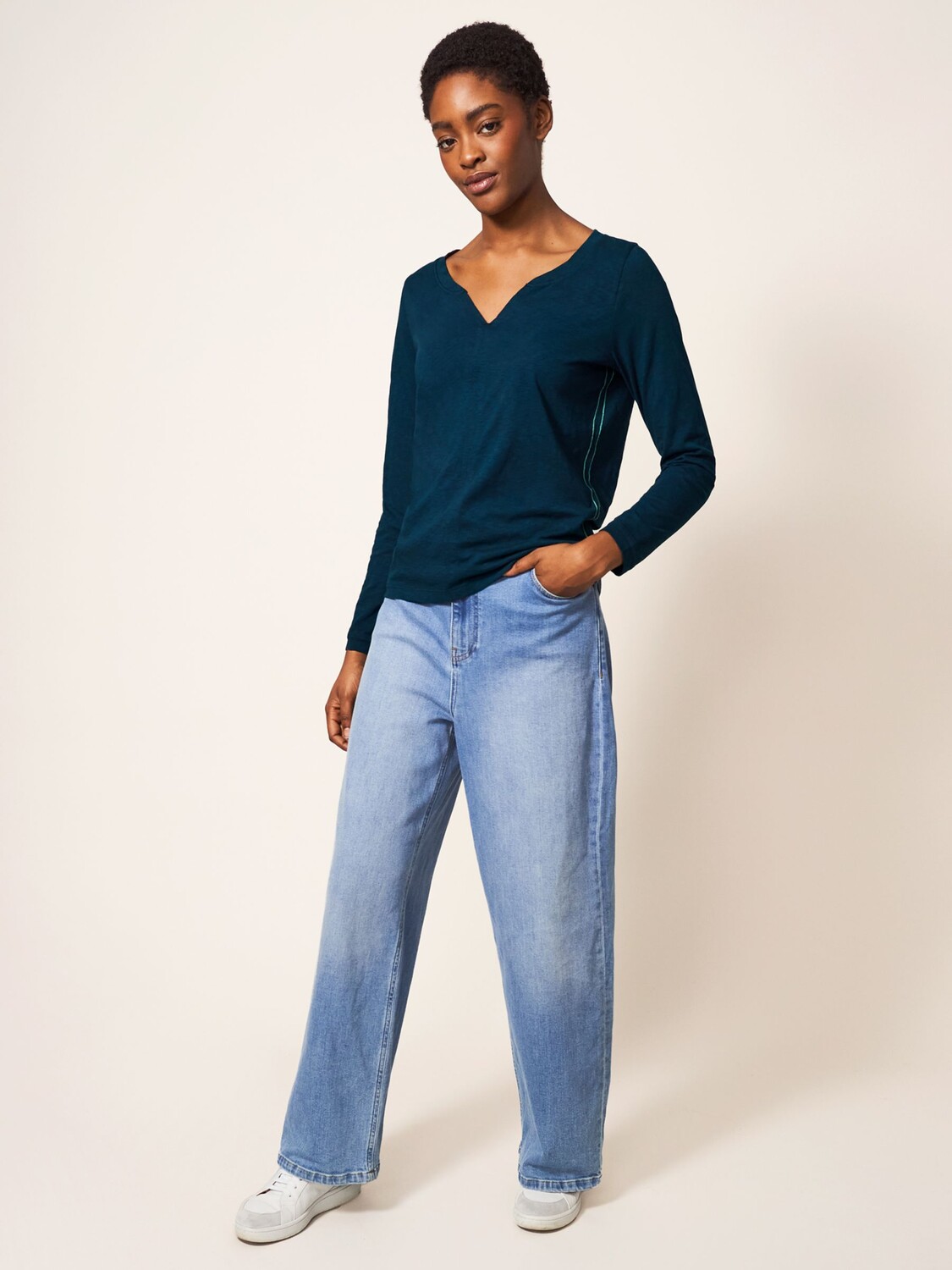 Хлопковый топ с длинными рукавами White Stuff Nelly, темно-синий 
Хлопковый топ с длинными рукавами White Stuff Nelly, темно-синий