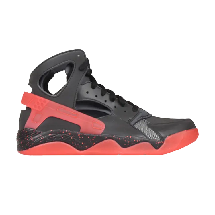Кроссовки Nike Air Flight Huarache PRM QS 'Love/Hate Pack', черный
Кроссовки Nike Air Flight Huarache PRM QS 'Love/Hate Pack', черный