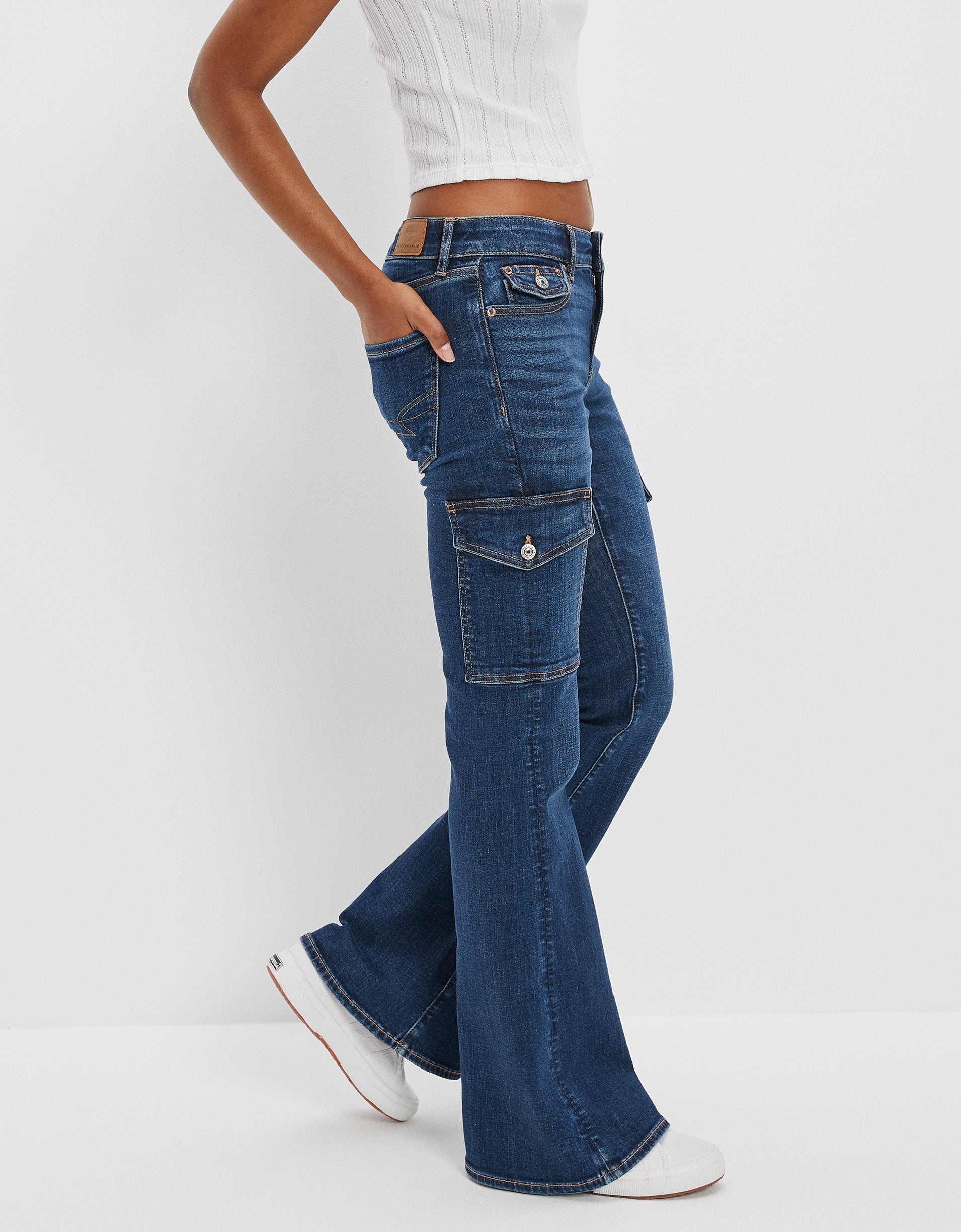 Джинсы AE Stretch с низкой посадкой и клешем American Eagle Outfitters, цвет campus brights
Джинсы AE Stretch с низкой посадкой и клешем American Eagle Outfitters, цвет campus brights