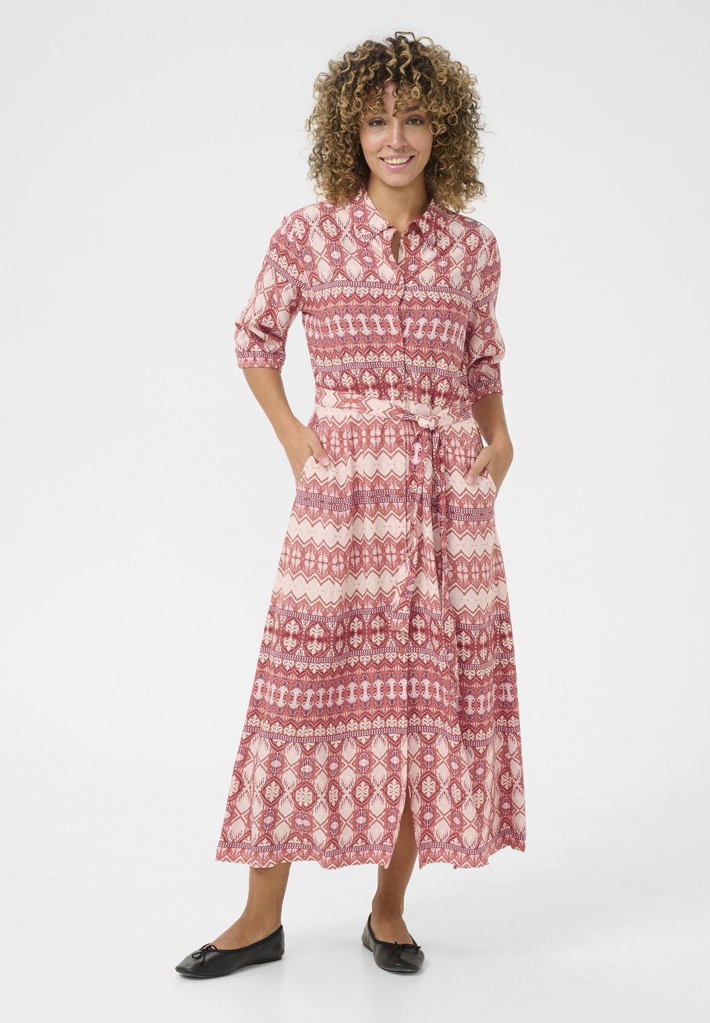 Платье-рубашка CRTIAH Cream, мультиколор
Платье-рубашка CRTIAH Cream, мультиколор