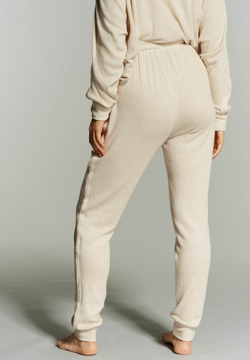 Пижамные брюки B by Ted Baker, светло-коричневый
Пижамные брюки B by Ted Baker, светло-коричневый