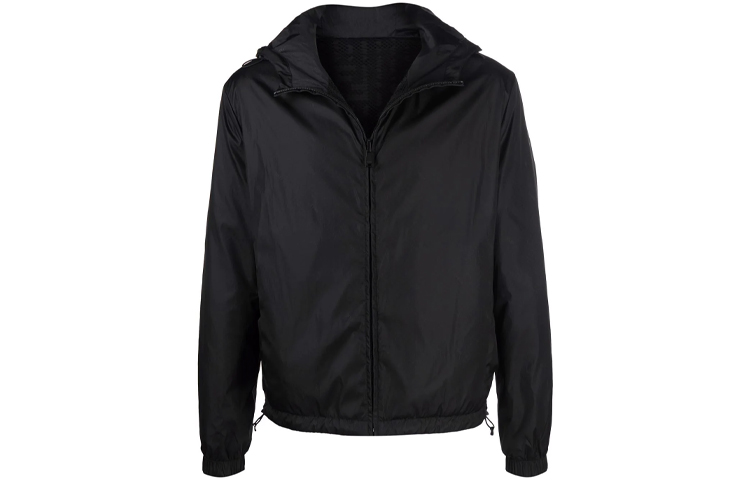 Fendi Куртки и пальто мужские, черный
Fendi Куртки и пальто мужские, черный