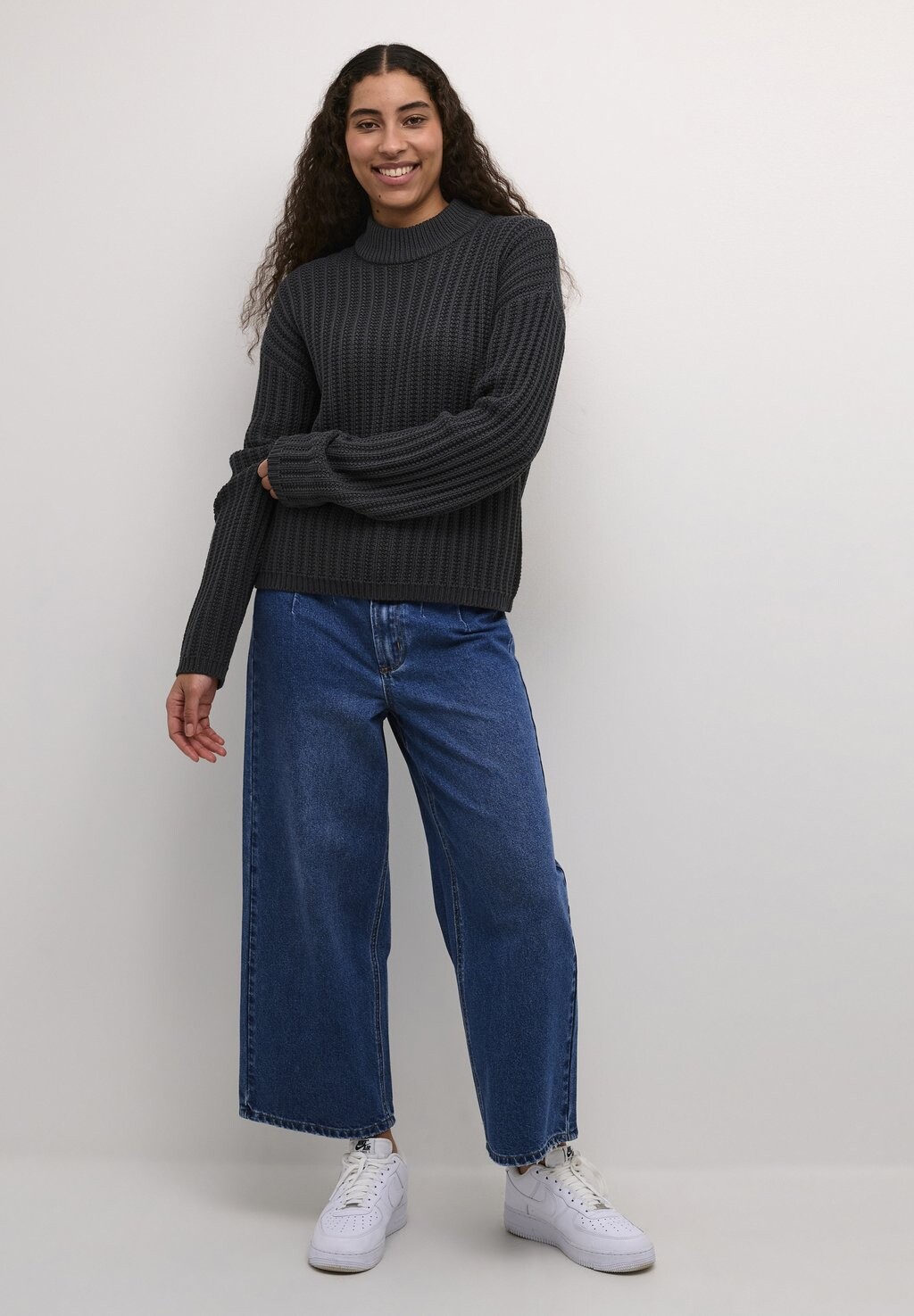Джемпер BESS PULLOVER Kaffe, черный
Джемпер BESS PULLOVER Kaffe, черный