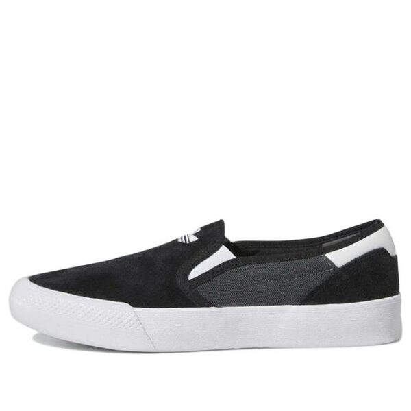 Кроссовки shmoofoil slip on Adidas, черный
Кроссовки shmoofoil slip on Adidas, черный