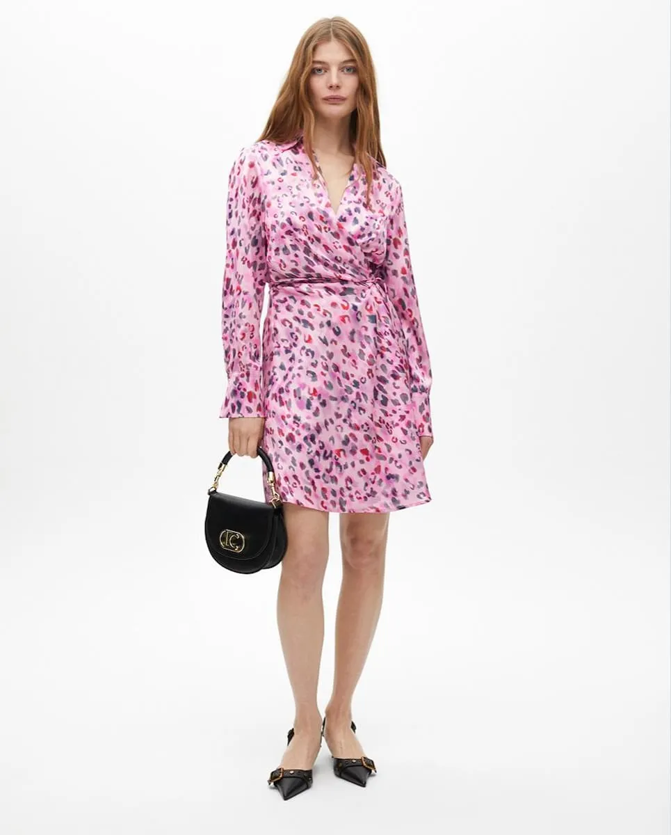 Короткое платье с запахом в стиле анимал принт Lola Casademunt, серый/розовый
Короткое платье с запахом в стиле анимал принт Lola Casademunt, серый/розовый
