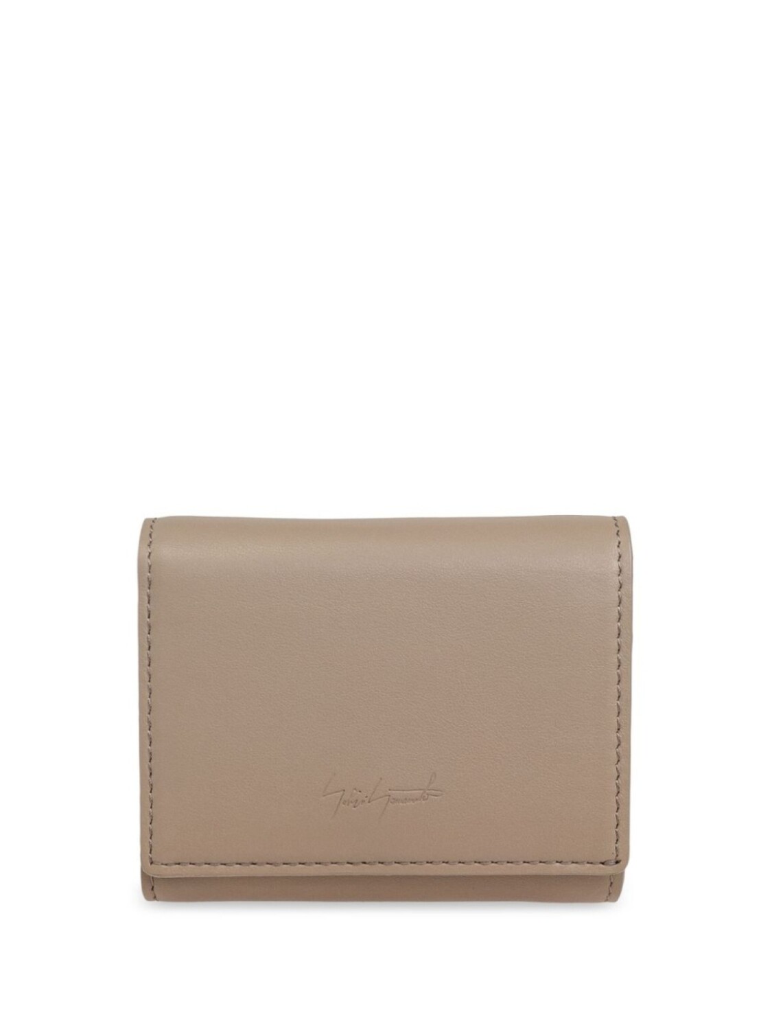 Кошелек Discord Discord Yohji Yamamoto, нейтральный цвет
Кошелек Discord Discord Yohji Yamamoto, нейтральный цвет