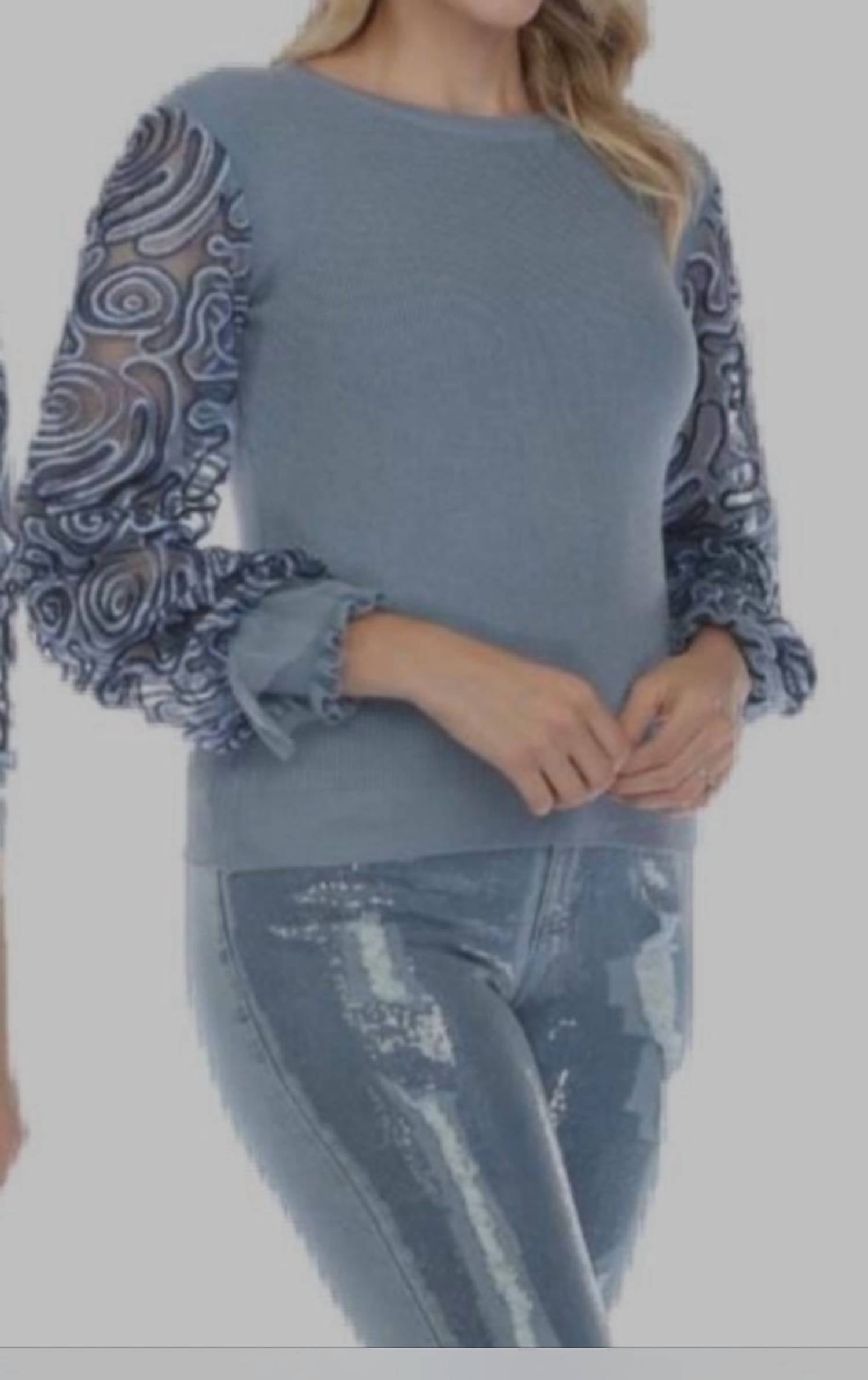 Топ Stevie в синем цвете AZI
Топ Stevie в синем цвете AZI